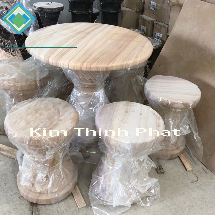 bàn ghế đá hoa cương màu gỗ