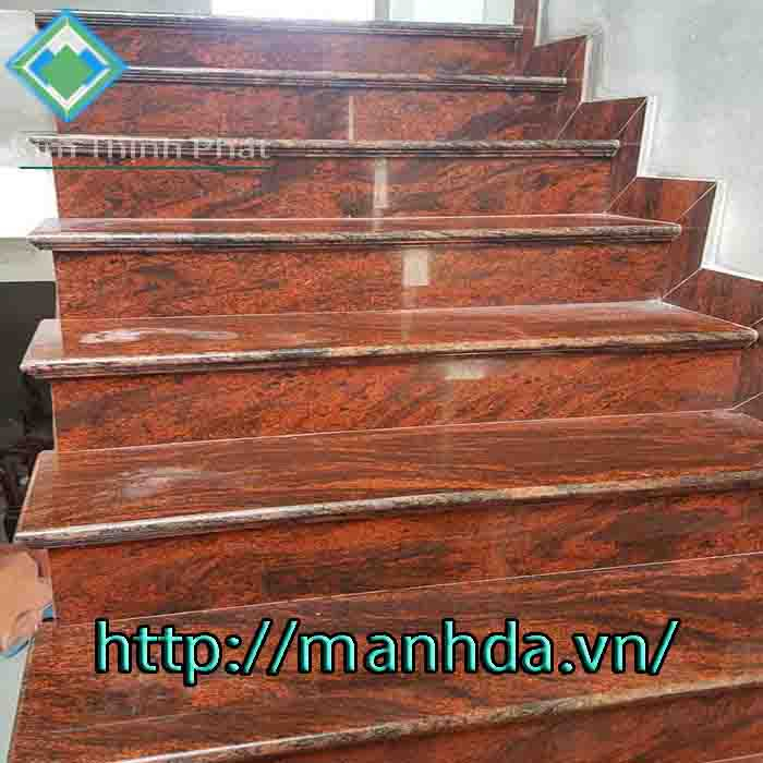 Cầu thang đá đỏ sa mạc Cầu thang đá đỏ sa mạc