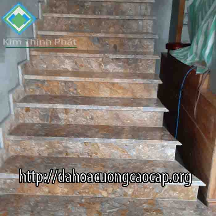 Cầu thang đá nâu đỏ Cầu thang đá nâu đỏ