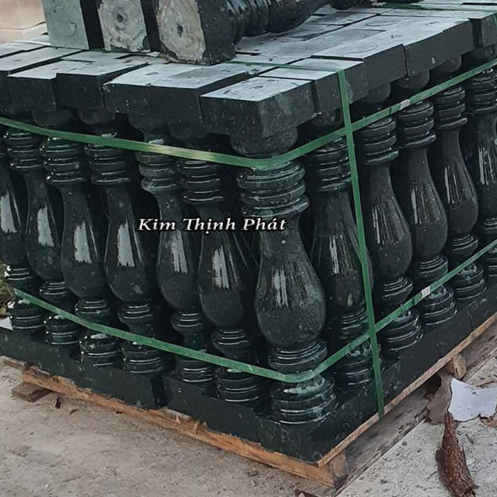 con tiện đá tự nhiên màu đen số 3 con tiện đá tự nhiên màu đen số 3