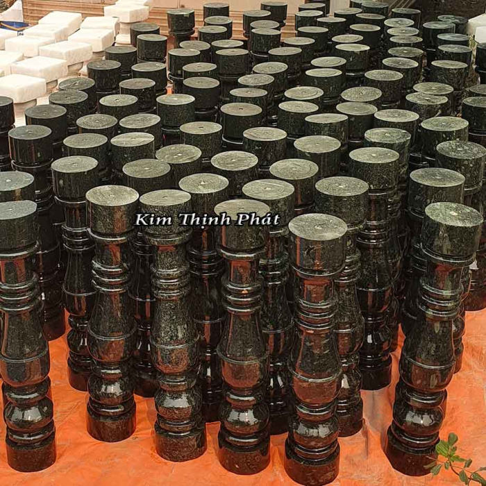 con tiện đá đen con tiện đá đen