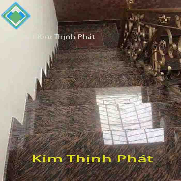 Đá hoa cương cầu thang tiêu dùng trong không gian bếp Đá hoa cương cầu thang tiêu dùng trong không gian bếp