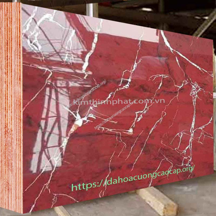 đá đỏ tia chớp đá đỏ tia chớp