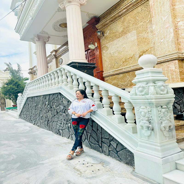 Con tiện đá hoa cương lan can emperador granite