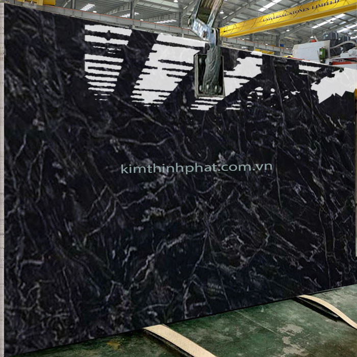 Đá Black Forres Đá Black Forres