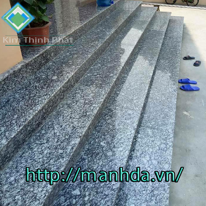 cầu thang biệt thự