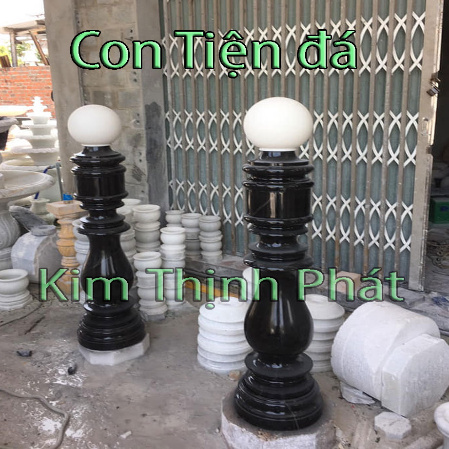 con tiện đá hoa cương trắng vân mây