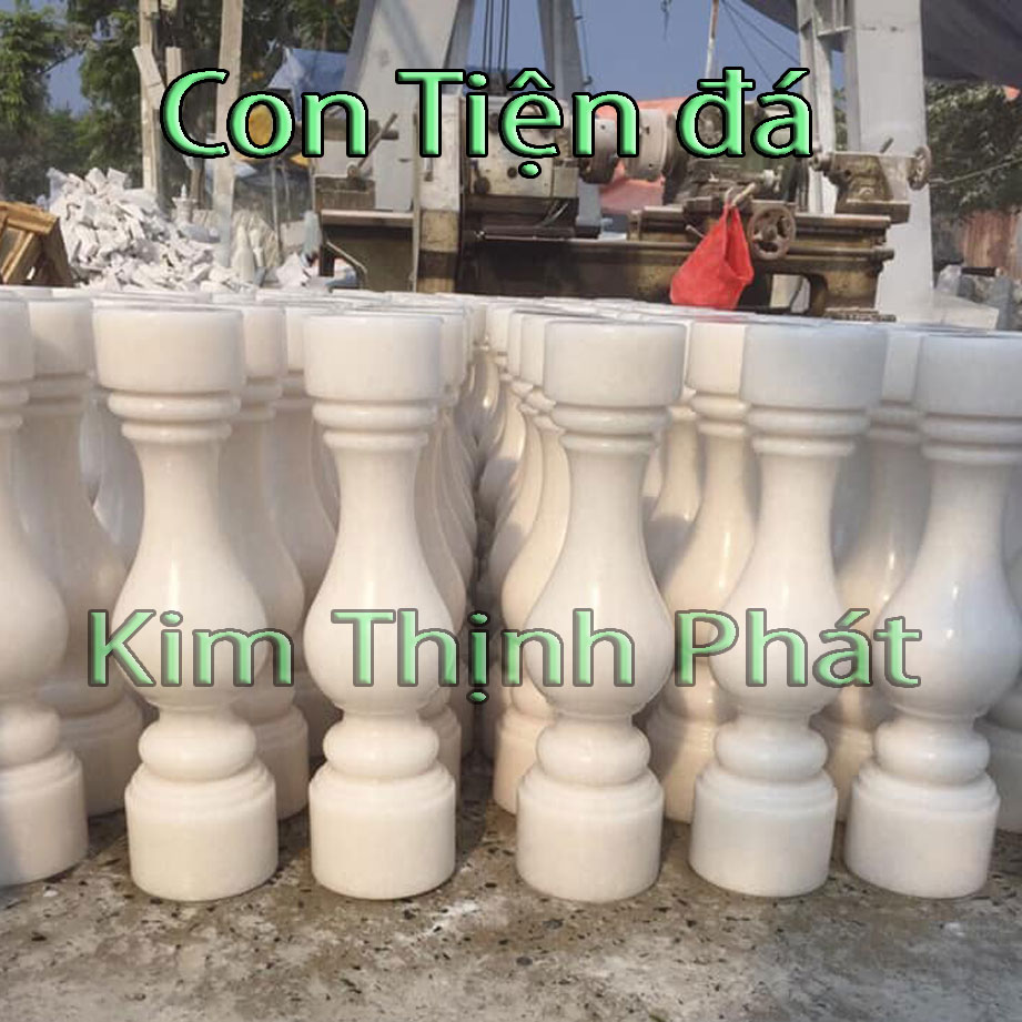 con tiện đá màu kem