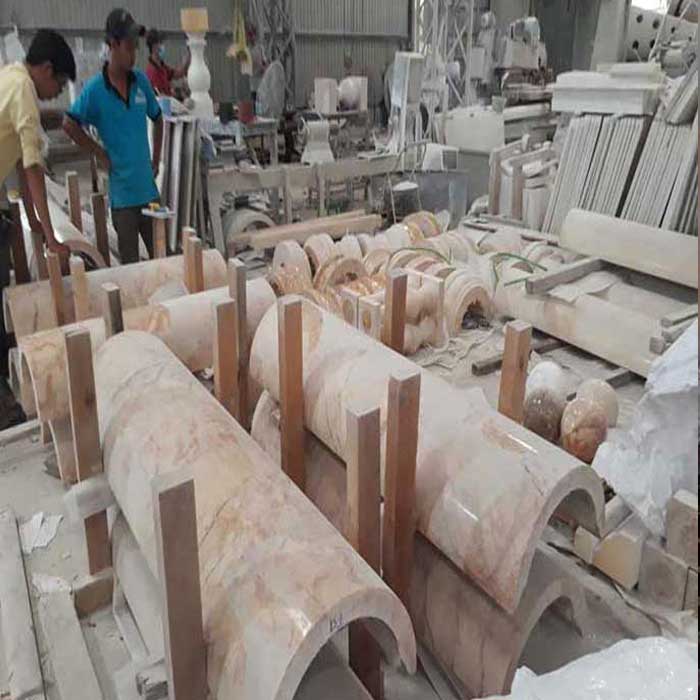 Cột Đá hoa cương