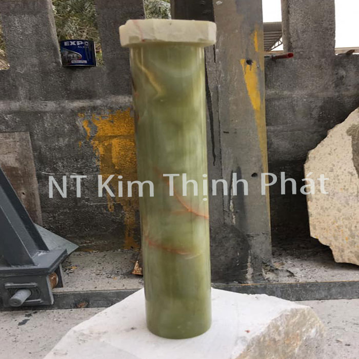 Cột đá hoa cương